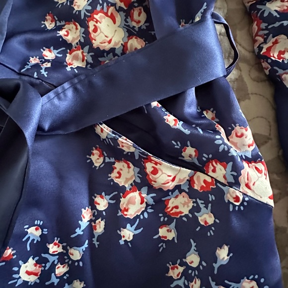 Morgan Lane x FabFitFun Robe - Picture 2 of 5